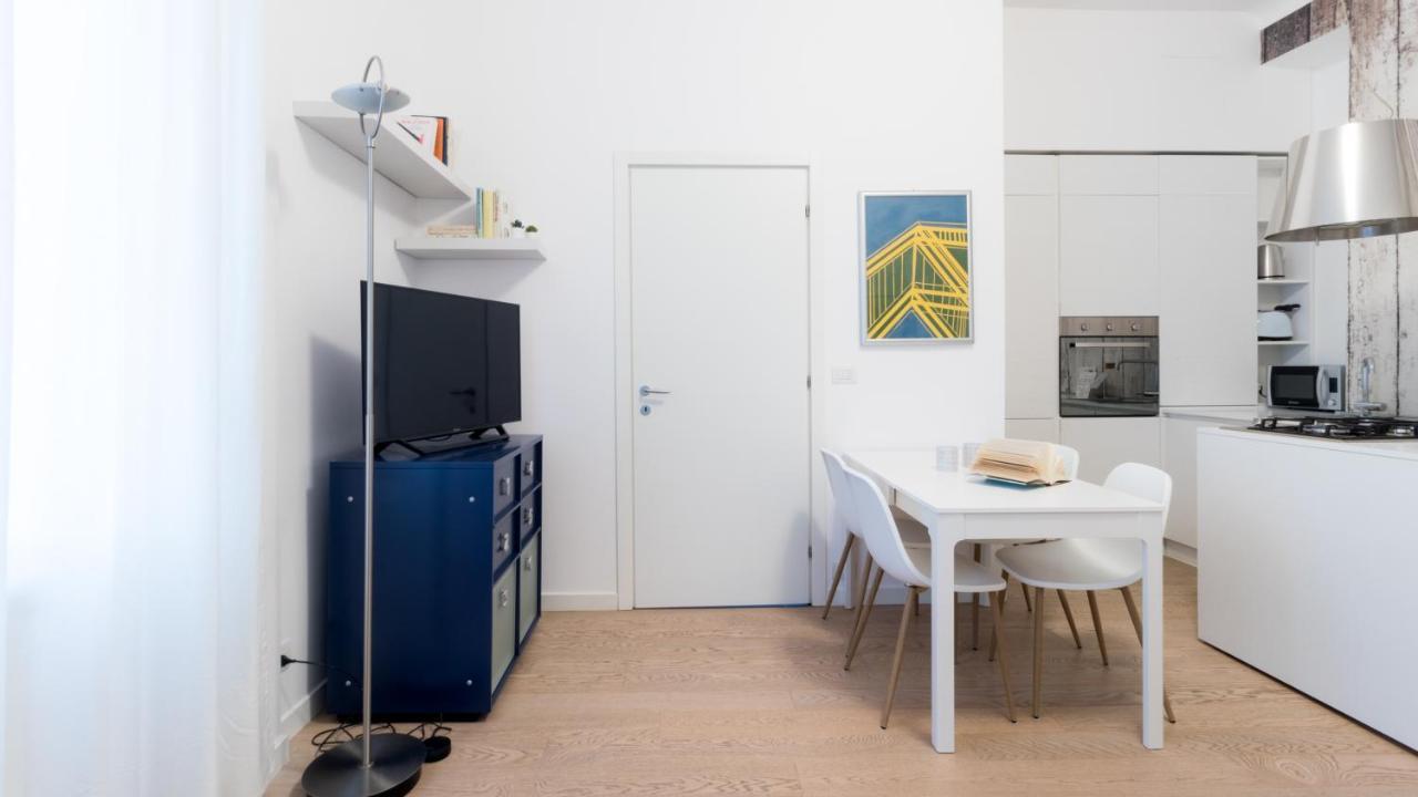 Ferienwohnung Italianway - Garigliano 8 Mailand Exterior foto